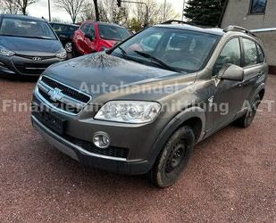 Chevrolet Chevrolet Captiva 2.4 7-SITZER, TEILLEDER Gebrauchtwagen