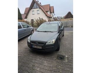 Ford Ford Focus 1,6 Ti-VCT Fun Fun Gebrauchtwagen