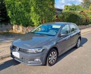 VW Volkswagen Polo VI 1.0 Trendline Scheckheft gepfle Gebrauchtwagen