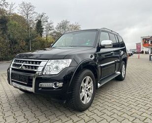 Mitsubishi Mitsubishi Pajero 3.2 DI-D Top 7-Sitze - Navi - Xe Gebrauchtwagen