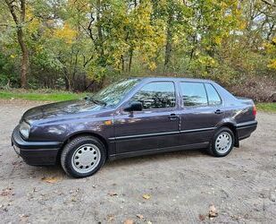 VW Volkswagen Vento 1.8 GLX / Klima / GSD / H-KnZ. Tü Gebrauchtwagen