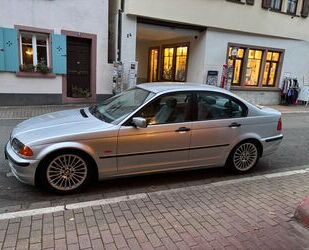 BMW BMW 318i - Gebrauchtwagen