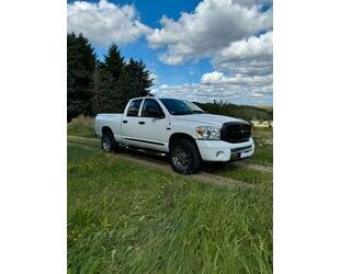 Dodge Dodge RAM 1500 4X4 Laramie LPG 5,7 l ,V8 Gebrauchtwagen