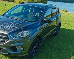 Ford Ford Kuga 2,0 TDCi 4x4 132kW ST-Line ST-Line Gebrauchtwagen