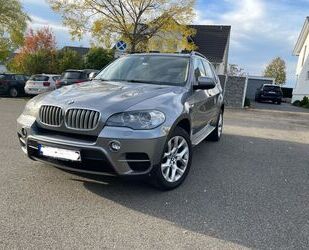 BMW BMW X5 xDrive40d - SHZ, AHK, 7-Sitzer, StHZ, Xenon Gebrauchtwagen