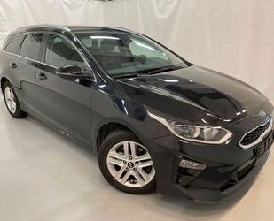 Kia Kia Ceed Sportswagon TGDI Attraction*LANE*GARANTIE Gebrauchtwagen