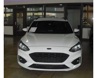 Ford Ford Focus Turnier 1.5 EcoBoost ST-Line (AHK) Gebrauchtwagen