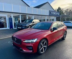 Volvo Volvo V60 B4 Diesel 8-Gang Plus Dark Gebrauchtwagen