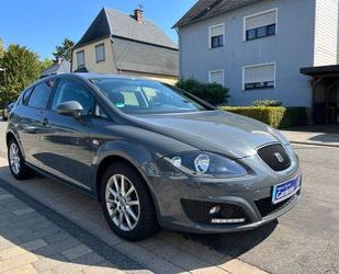 Seat Seat Leon Stylance / Style*AUTOMATIK+KLIMAAUT+TEMP Gebrauchtwagen