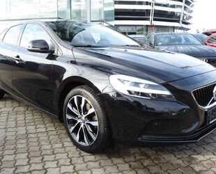 Volvo Volvo V40 Momentum Navi PDC Kamera LED Start/Stopp Gebrauchtwagen