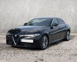 Alfa Romeo Alfa Romeo Giulia 2.2 D16V 132 AT8 Adv.Effi.-Volll Gebrauchtwagen