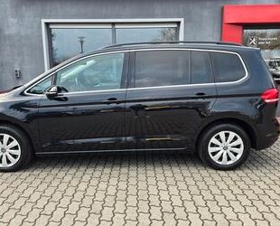 VW Volkswagen Touran Comfortline BMT APP*7 Sitzer*AHK Gebrauchtwagen