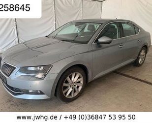 Skoda Skoda Superb Style ACC DAB+Xen VLeder SiKlima Stan Gebrauchtwagen