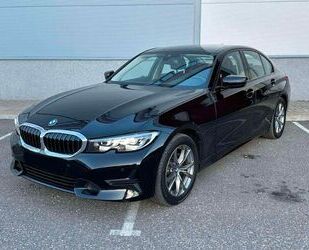 BMW BMW 318 i Sport Line Navi Led SzHz 1 Hand Gebrauchtwagen