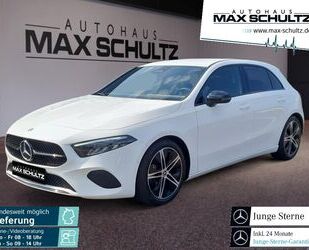 Mercedes-Benz Mercedes-Benz A 200 Kompaktlimousine *Navi*AHK*PDC Gebrauchtwagen