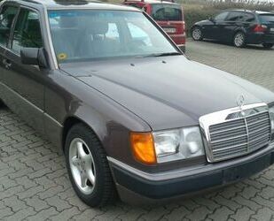 Mercedes-Benz Mercedes-Benz E 200 (W 124) Autom., Oldtimer Oldtimer