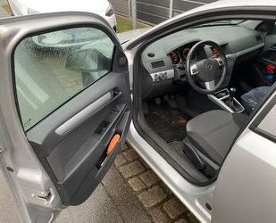 Opel Opel Astra 1.6 Edition Edition Gebrauchtwagen