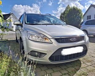 Ford Ford Focus 1,6 Ambiente Turnier Ambiente Gebrauchtwagen