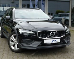 Volvo Volvo V60 Cross Country AWD Aut. Navi Standheiz Le Gebrauchtwagen