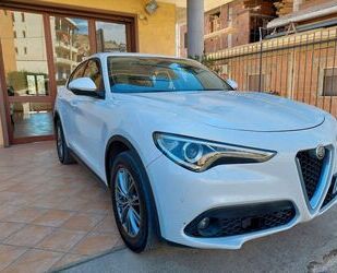 Alfa Romeo Alfa Romeo Stelvio 2.2 Turbodiesel 190 CV AT8 Q4 Gebrauchtwagen