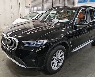 BMW BMW X3 xDrive20d Laserlicht Panorama Kamera Gebrauchtwagen