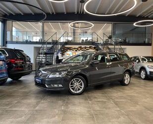 VW Volkswagen Passat Variant *PDC*SHZ*KLIMA*NAVI*PDC* Gebrauchtwagen