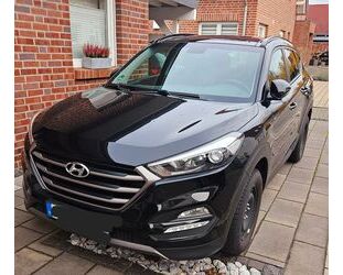 Hyundai Hyundai Tucson 1.7 CRDi Style 2WD, Scheckheft, 8-f Gebrauchtwagen