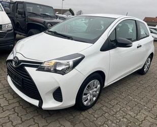 Toyota Toyota Yaris 1,0-l-Dual-VVT-i Klima 1. Hand Gebrauchtwagen