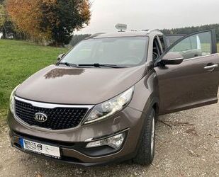 Kia Kia Sportage 2.0 CRDi AWD 184 Spirit Automatik S.. Gebrauchtwagen