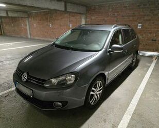 VW Volkswagen Golf 2.0 TDI DSG Comfortline Variant Co Gebrauchtwagen