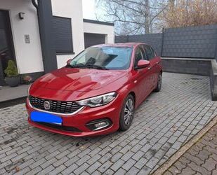 Fiat Fiat Tipo 1.6 MultiJet LOUNGE LOUNGE Gebrauchtwagen