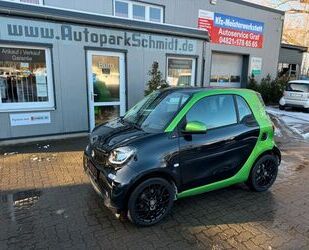 Smart Smart ForTwo EQ AUTOM°KAMERA°LEDER°SITZH°PANO°TEMP Gebrauchtwagen