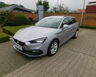 Seat Seat Leon Sportstourer Style DSG +AHK +Kamera +LED Gebrauchtwagen