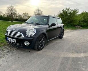 Mini MINI One Clubman 1,4 LEDER 6 GANG Gebrauchtwagen