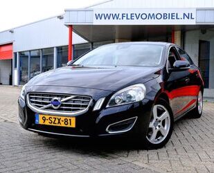 Volvo Volvo S60 1.6 D2 Summum Xenon|Pano|Leder Gebrauchtwagen