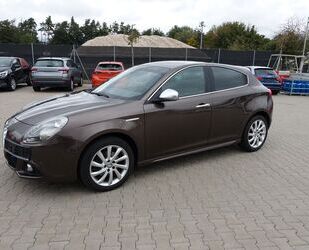 Alfa Romeo Alfa Romeo Giulietta 2.0JTDM Turismo Gebrauchtwagen