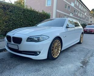 BMW BMW 525d 3.0 l Touring 6Zyl. Sportautomatik Gebrauchtwagen