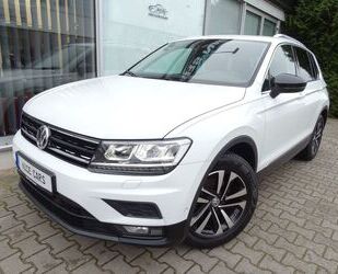 VW Volkswagen Tiguan IQ.DRIVE ACC PANO AHK LINE SIDE Gebrauchtwagen