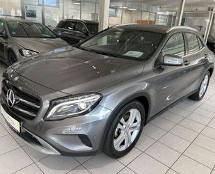 Mercedes-Benz Mercedes-Benz GLA 180 Urban TEILLEDER NAVI XENON N Gebrauchtwagen