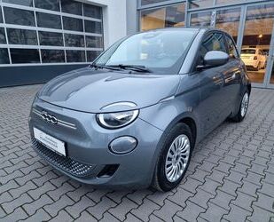 Fiat Fiat 500e Action *DAB*CARPLAY*TEMPOMAT*SITZHEIZUNG Gebrauchtwagen