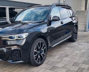 BMW BMW X7 xDriveM40d Hybrid Black Laser 7Sitze.8Fach Gebrauchtwagen