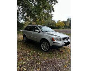 Volvo Volvo XC90 D5 AWD Momentum/Navigation/AHK/ AudioPa Gebrauchtwagen