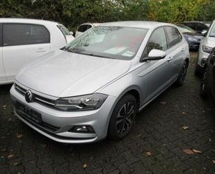 VW Volkswagen Polo United 1.0 TSI NAVI ALU APS SITZHZ Gebrauchtwagen