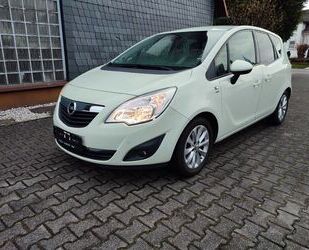 Opel Opel Meriva B Active Flexfix SHZ KLIMA ALU Gebrauchtwagen