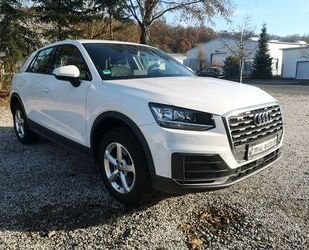 Audi Audi Q2 1.0 TFSI PDC,SHZ,AHK,Allwetter,2.Hd Gebrauchtwagen