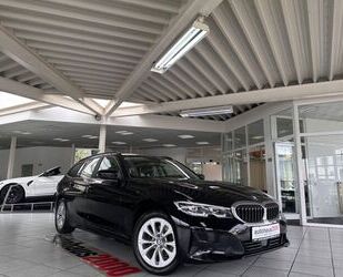 BMW BMW 320d xDrive Touring AUT./LED/CAM/HUD/DRIVING A Gebrauchtwagen