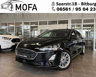 Ford Ford Focus Titanium Lim. NAVI KAMERA PDC USB Garan Gebrauchtwagen