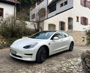 Tesla Tesla Model 3 Hinterradantrieb RWD | AHK | Garanti Gebrauchtwagen