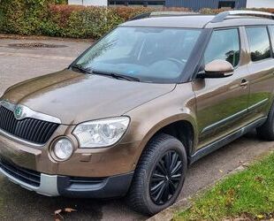 Skoda Skoda Yeti 2.0 TDI 4x4 Autom. AHK Xenon StHzg Alar Gebrauchtwagen