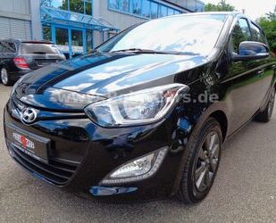 Hyundai Hyundai i20 1.2 16V*TEMPOMAT-1.HAND-EURO 5-ALU-SH Gebrauchtwagen